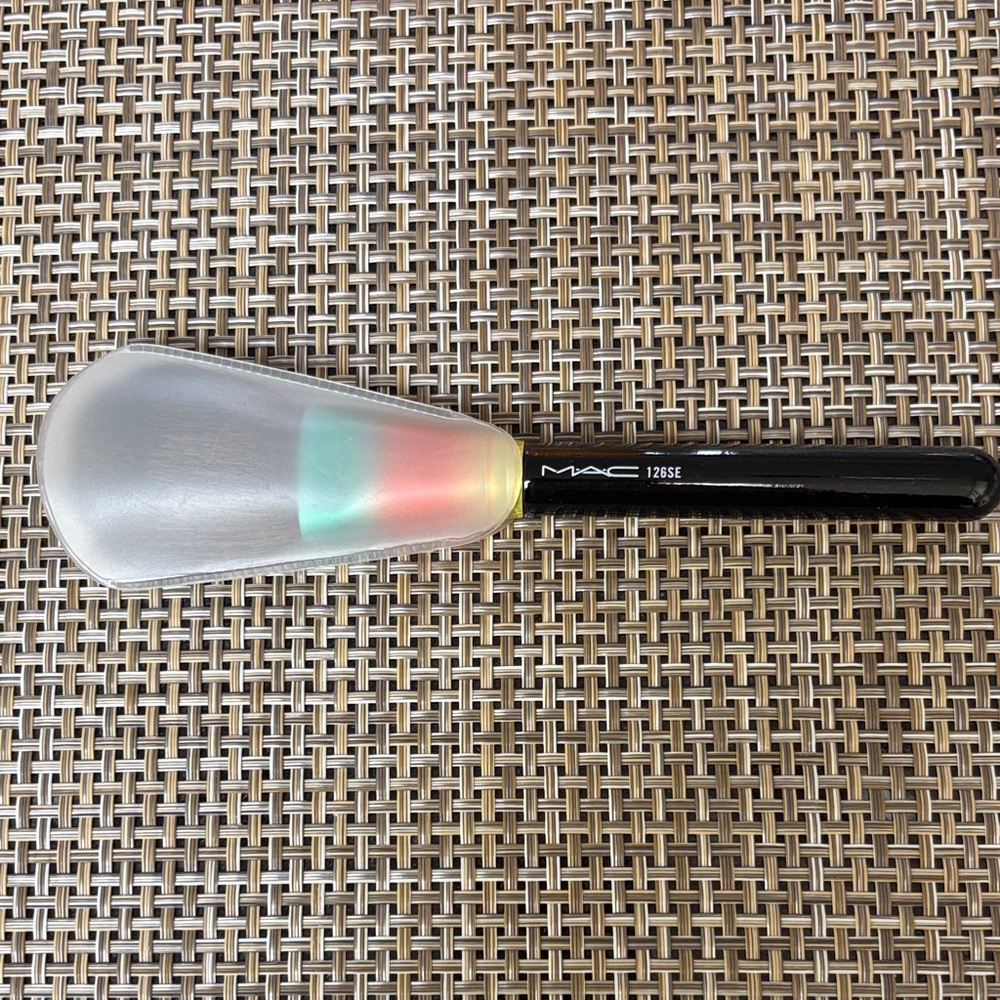 MAC COSMETICS NATURAL HAIR BRUSH ALLURING AQUATIC RARE NEW